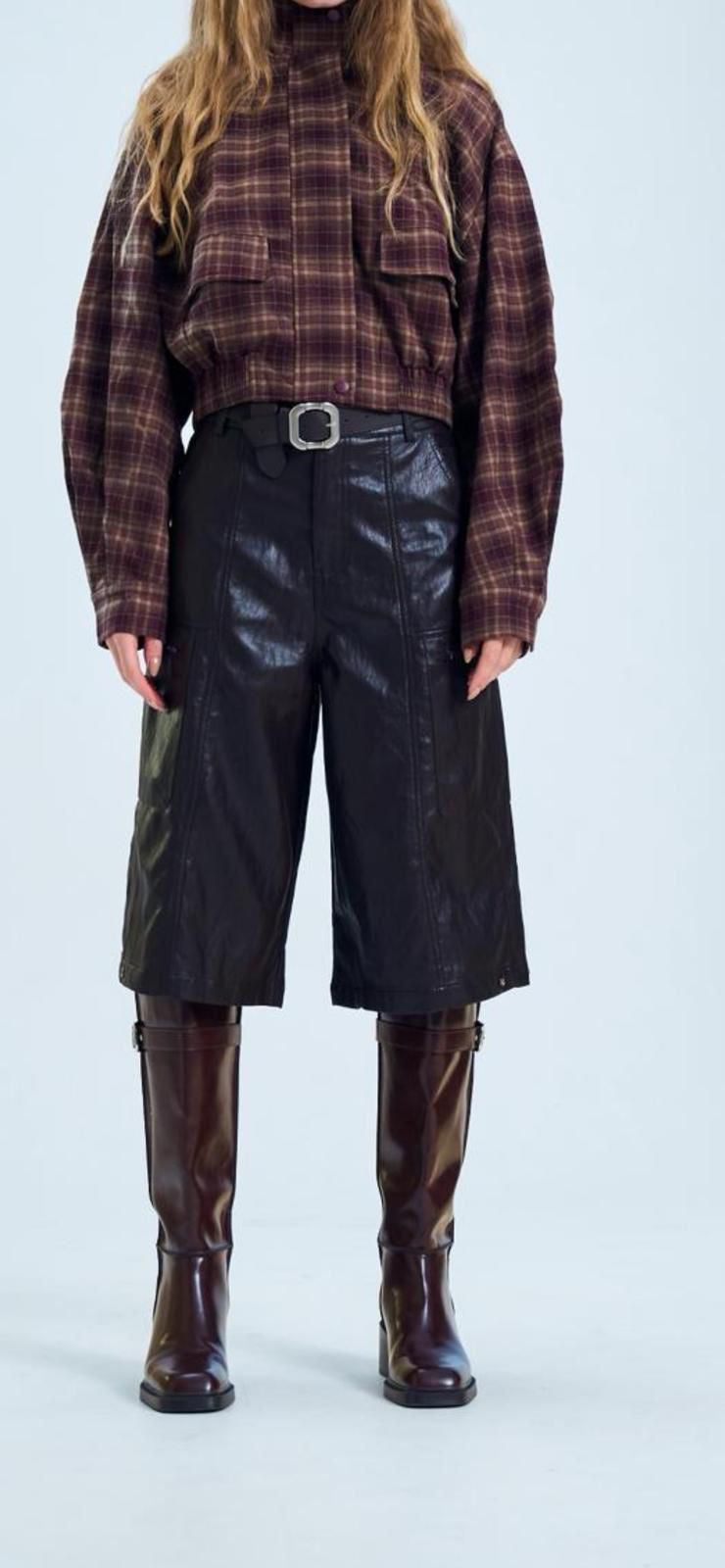 מכנס סאי דמוי עור