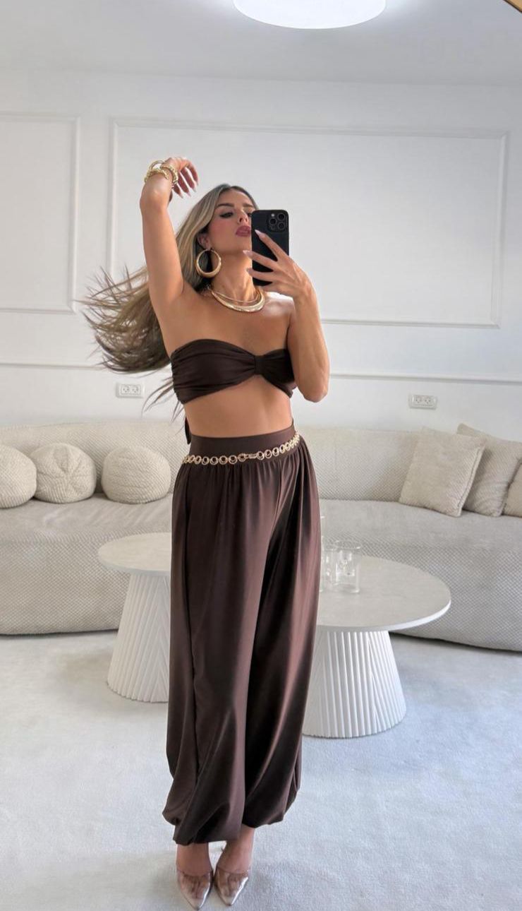 חליפת סטרפלס