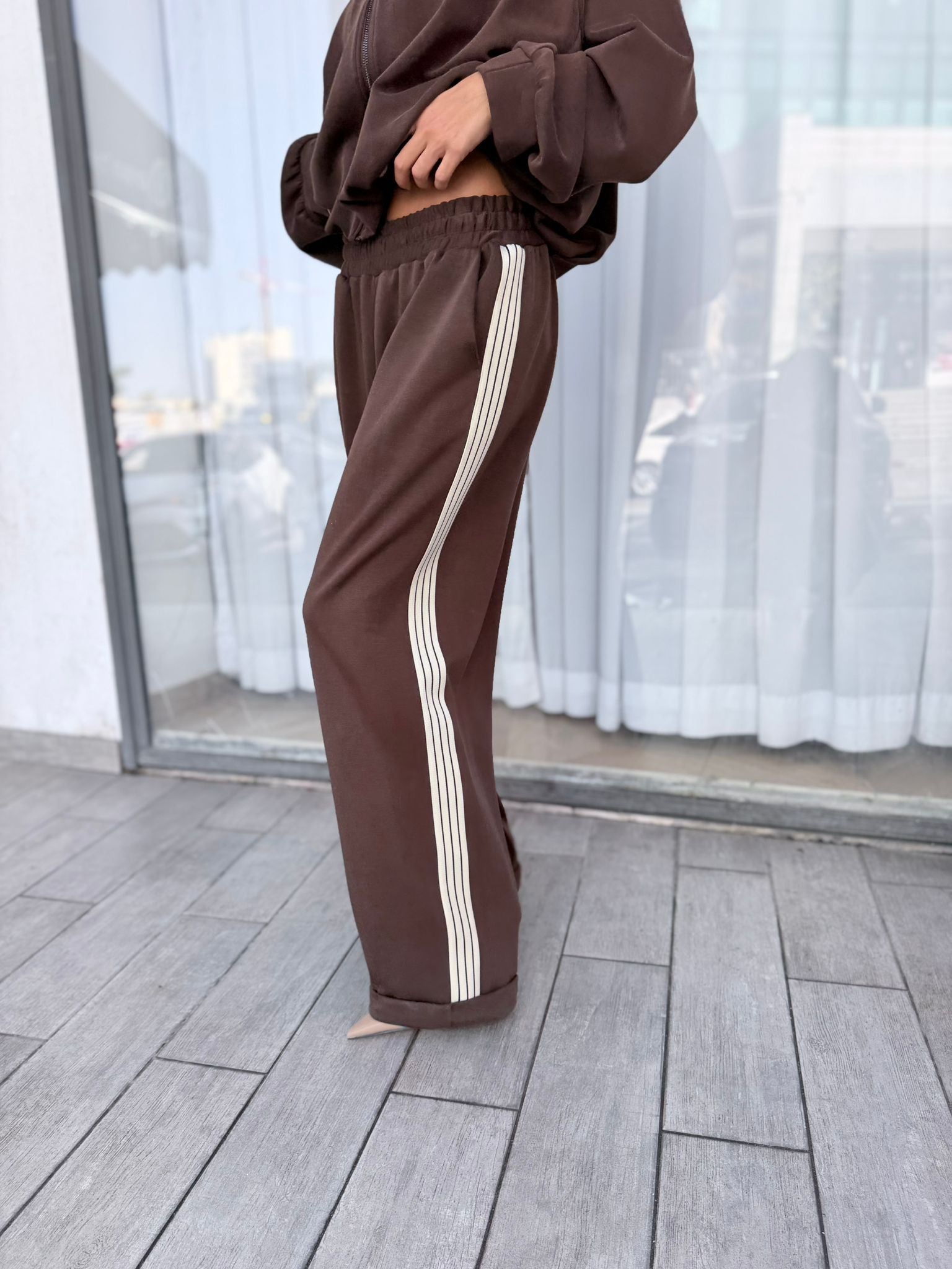 מכנס חום בד נעים